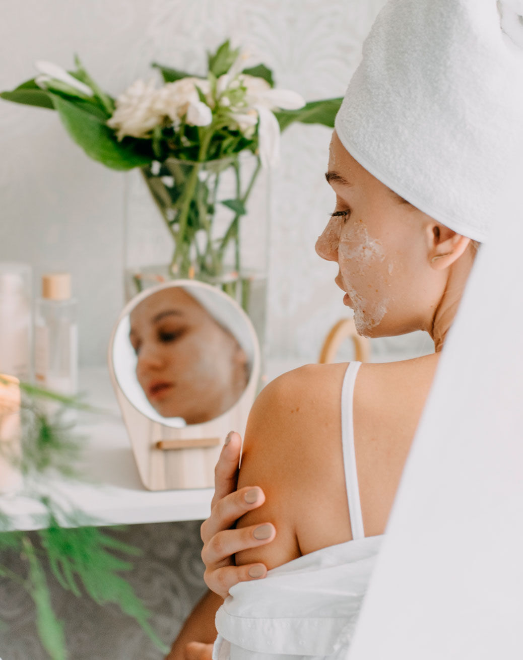 Our cosmetics are designed as a daily complement to empower you and make your day exciting and fun!